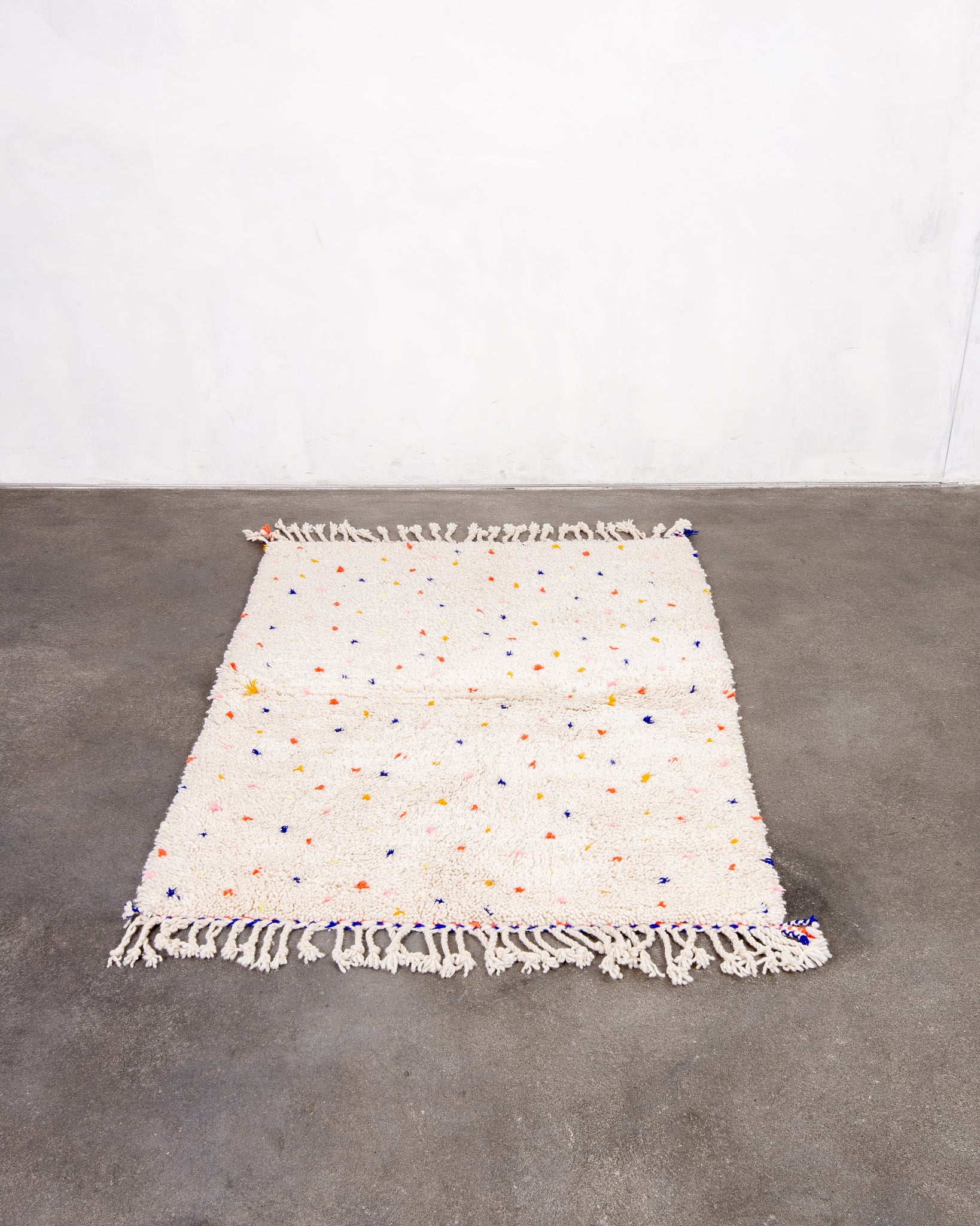 Modern designer handcrafted Berber rug from morocco Beniourain with beautiful colors and patterns